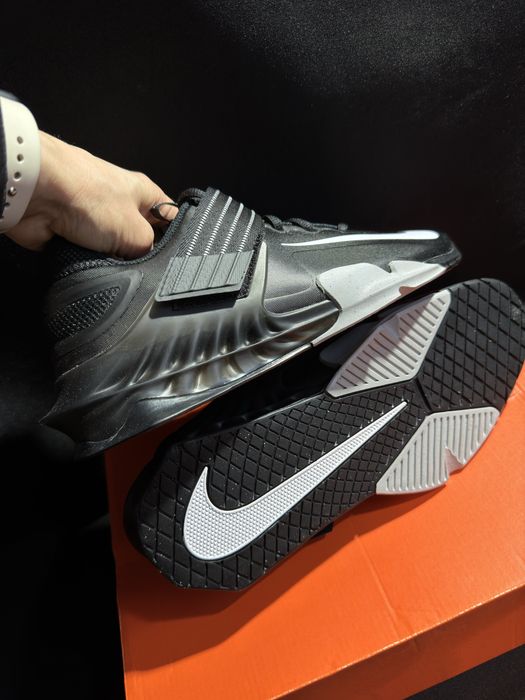 Кросівки Nike Savaleos оригінал кроссовки оригинал штангетки для зала