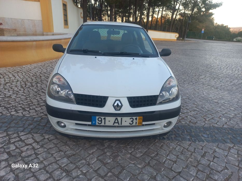 Renault clio comercial A/C
