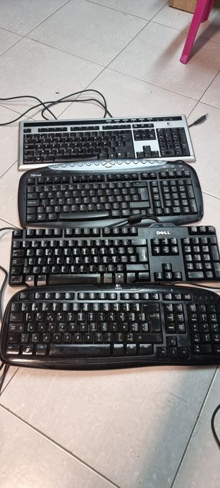 Teclados com cabo USB
