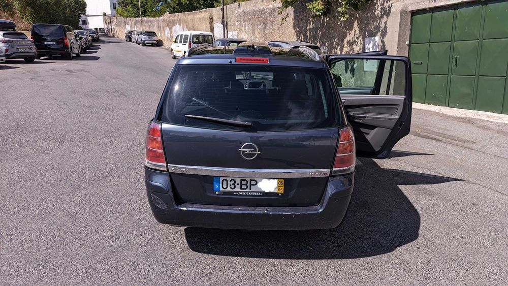 Opel Zafira 1.9 CDTi - 150 Cv Caixa Automática, 7 Lugares — photo 3