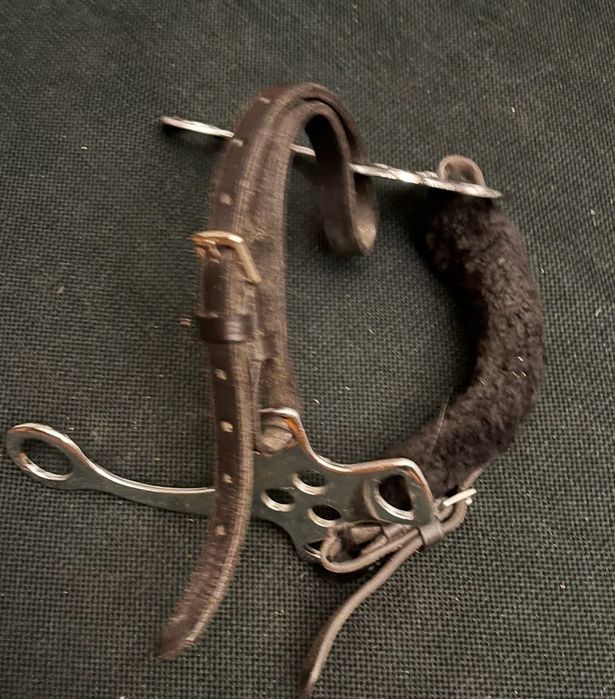 Hackamore full czarne