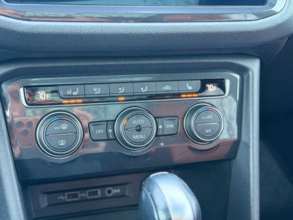 Volkswagen Tiguan SEL Premium R-Line 4Motion      2020