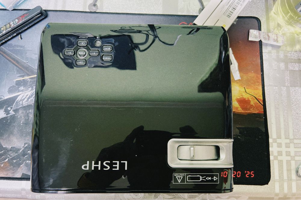 Проектор LESHP  робочий