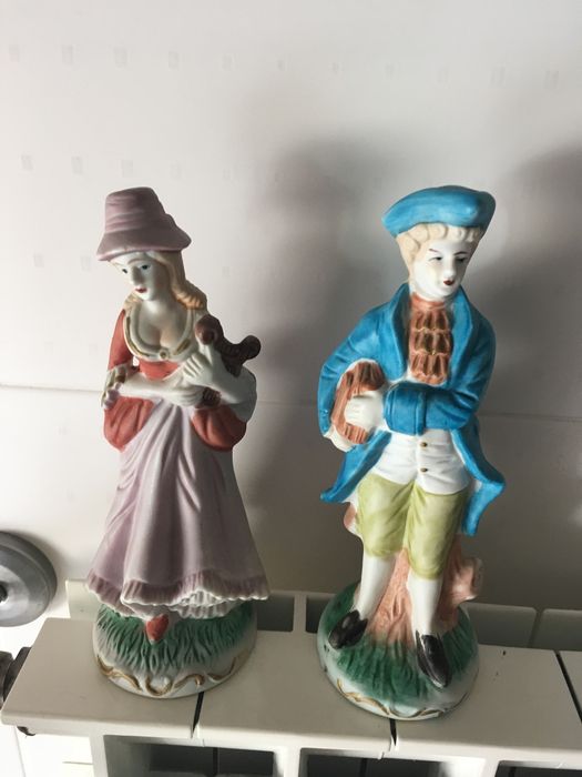 Par de bonecos decorativos