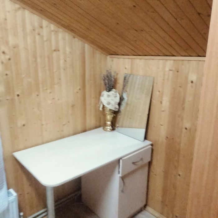 Здаєтся дві кімнати