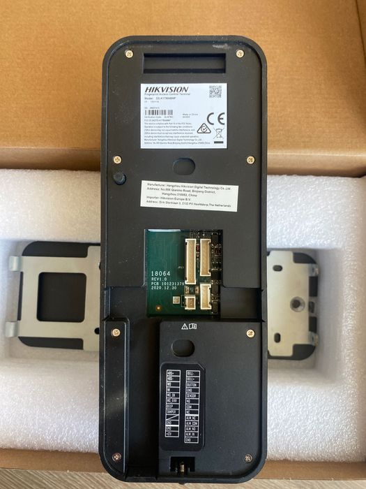 Kontroler dostępu DS-K1T804BMF Hikvision
