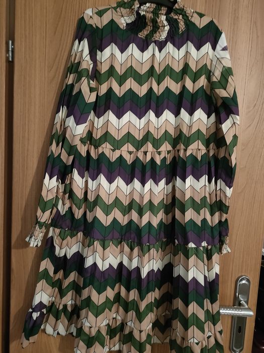 Sukienka wzory fiolet M