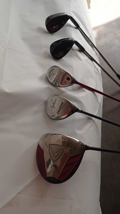 Tacos de golfe em segunda mão