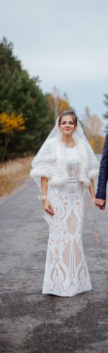 Неймовірна вечірня/весільна сукня