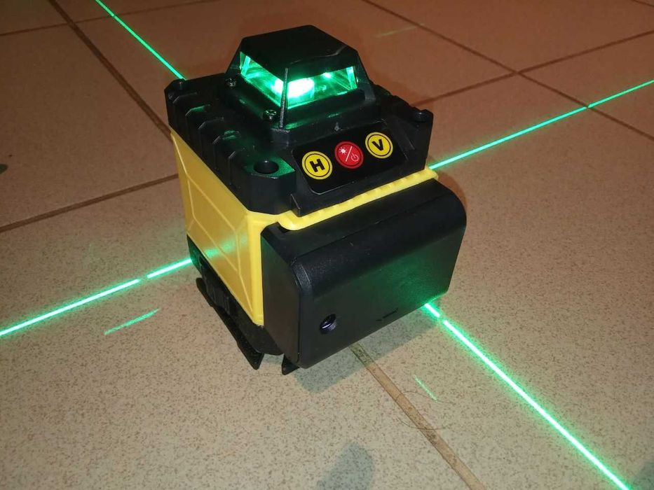Poziomica laserowa / Laser krzyżowy 16 linii 4d 360 OLX