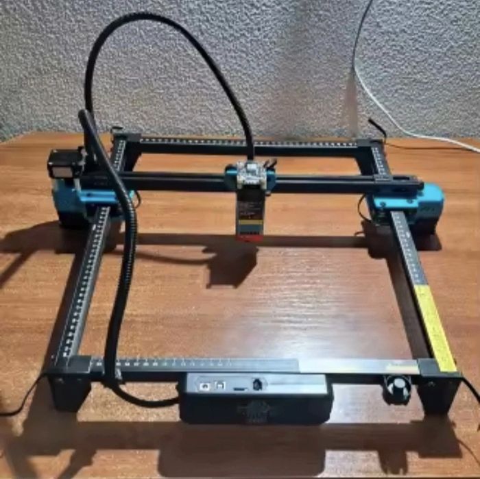 Máquina gravação e corte a laser