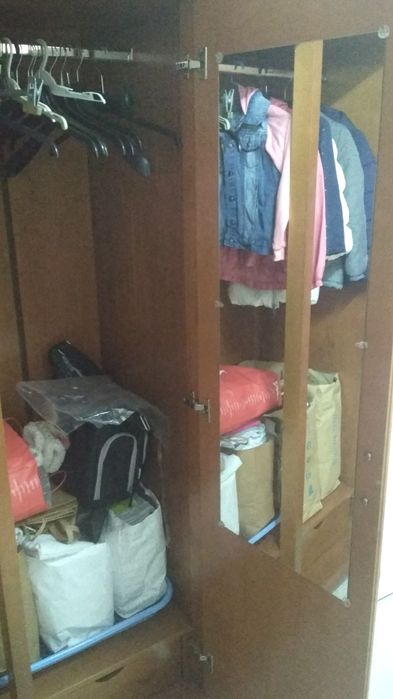 Armário de quarto de 3 portas