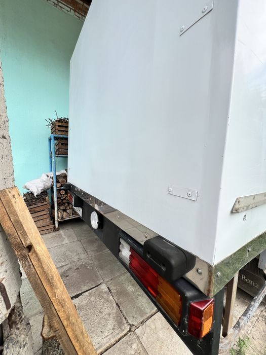 Mercedes Benz 410D розвізник морозива