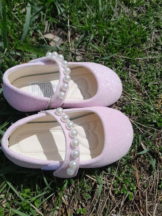 Туфлі для дівчинки