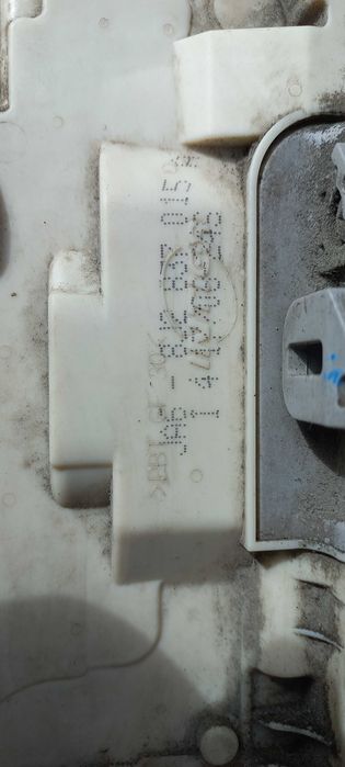 AUDI A4 B8/Seat/Skoda/Etc - Fechadura Frente Esquerda 8J2.837015A