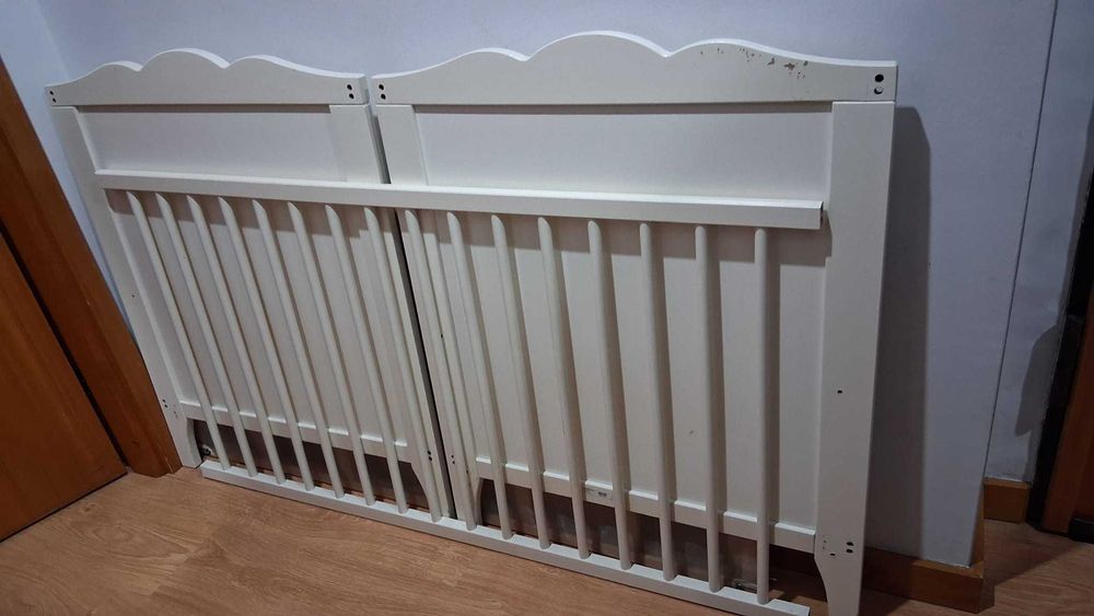 Berço criança IKEA/cama de grades