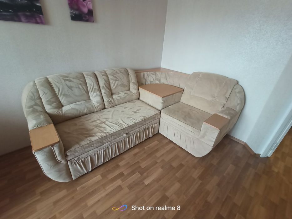 Угловой диван (можно с креслом)