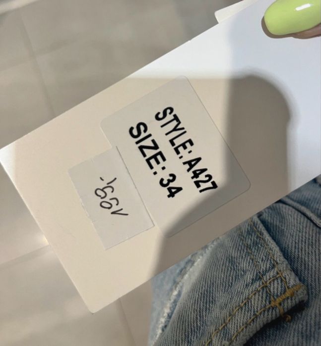 Jeansy z dziurami XS nowe