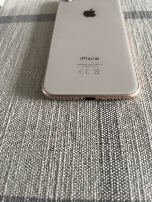 iPhon8 64GB Rose Gold