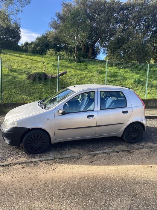 Carro Fiat punto 8v