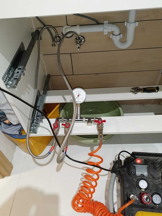 Lokalizacja wycieków wody, poszukiwanie przecieków - naprawa awarii