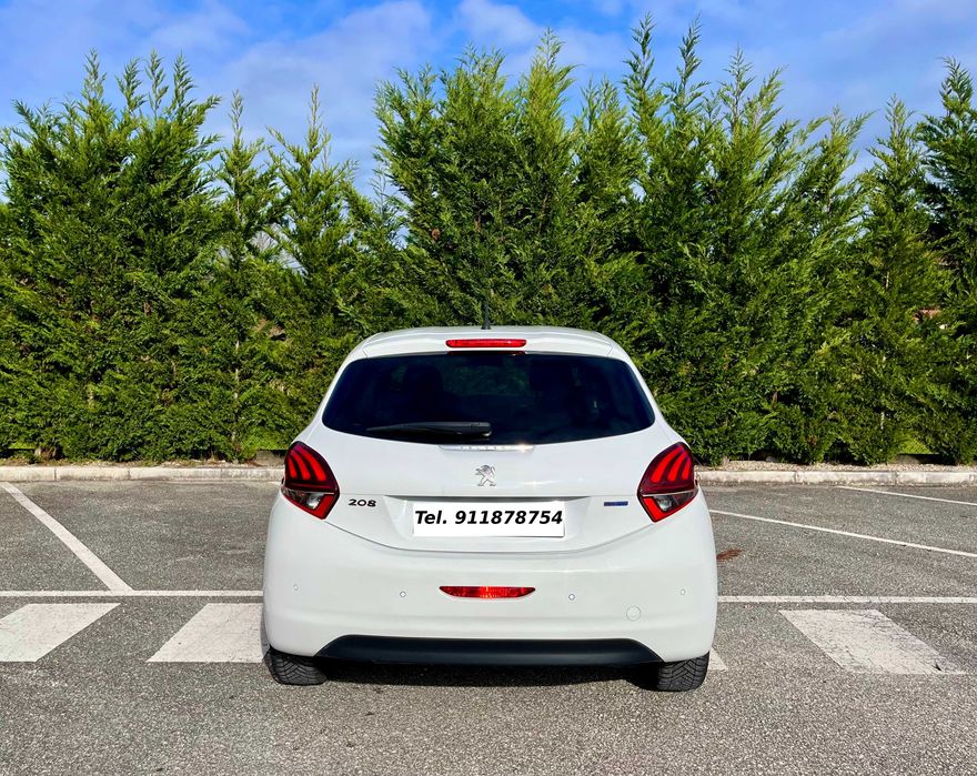 Peugeot 208 1.6 BlueHDi Style
