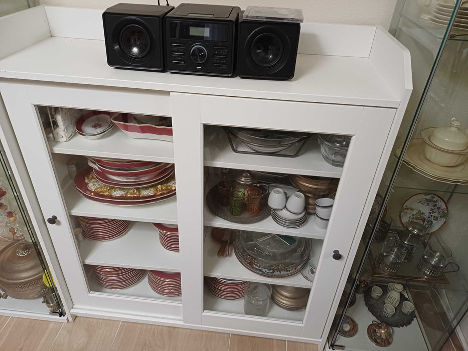 Móvel louceiro, expositor, cristaleira