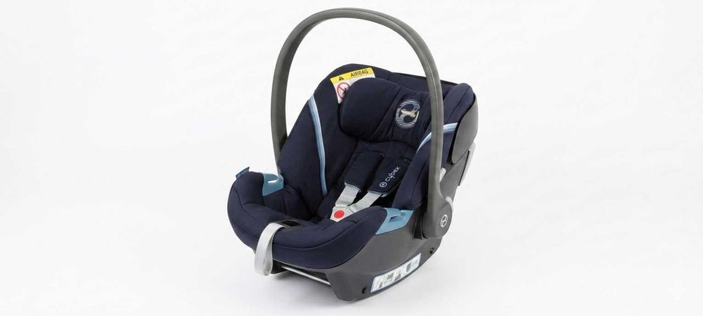 Conjunto Cybex Gold — Ovo (Cadeira Auto) + Base ISOFIX M + Acessórios