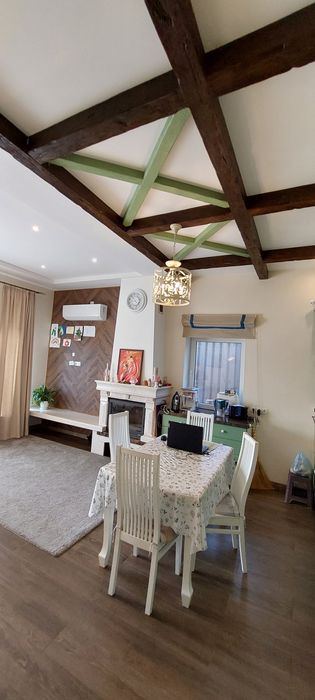 Аренда  уютного  дома  в кооперативе  , 5 соток  , 170м , море , парк