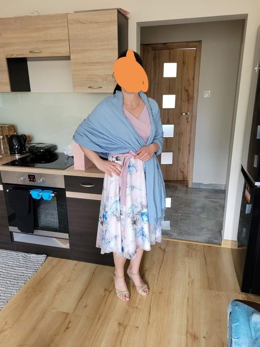 Sukienka 38 wizytowa elegancka
