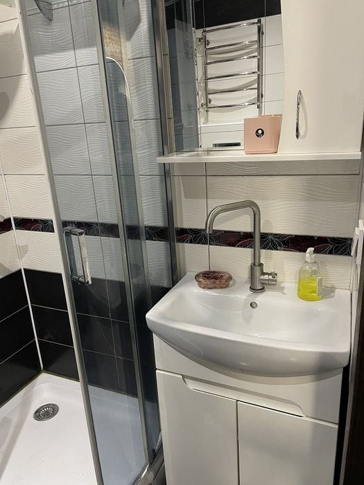 Здам 2х кімнатну квартиру на Героїв Рятувальників ( Біляєва).