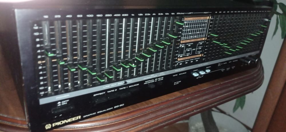 Equalizer Pioneer SG 90