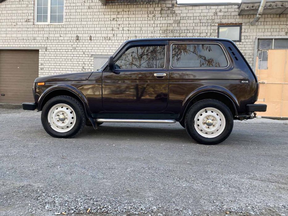 Нива 21214 2010рік