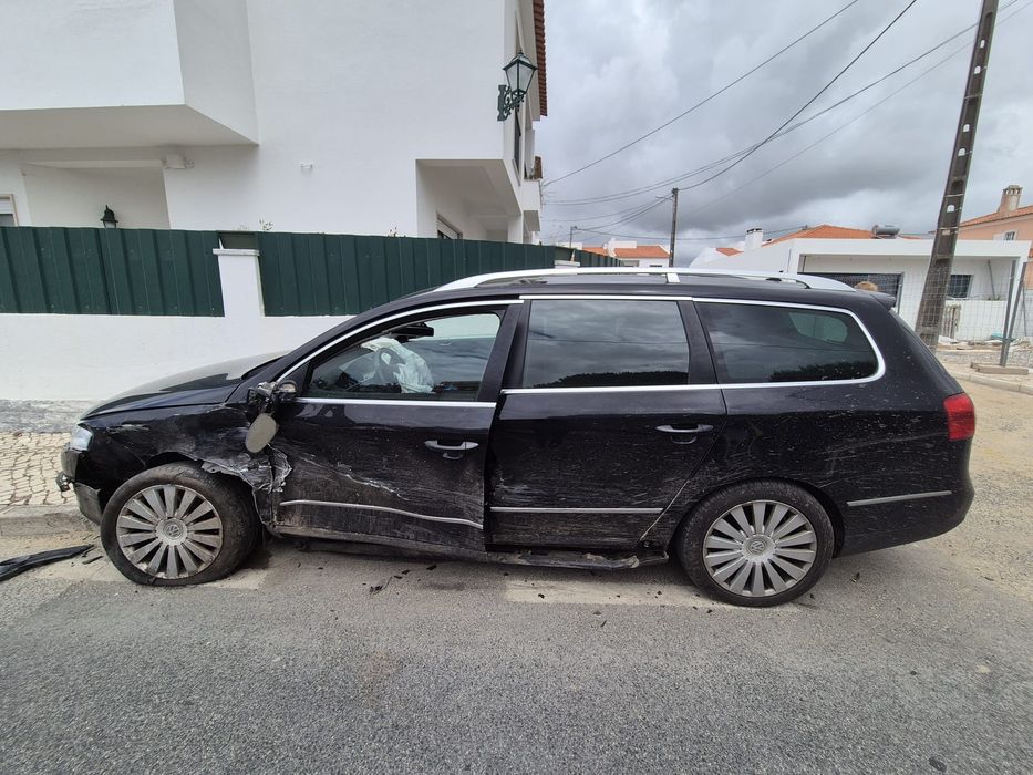 VW Passat b6 2.0 TDI 140cv, versão highline de 2005.