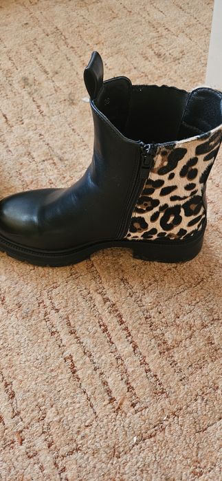 Sprzedam botki panterka