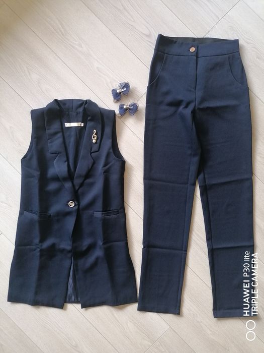 Костюм шкільний 2ка 8 - 10 років жилетка брюки