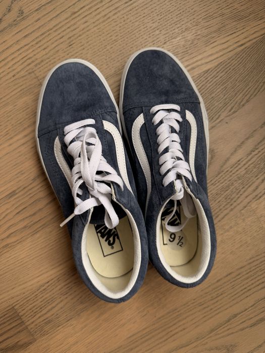 Продам оригінальні Vans (замшеві).