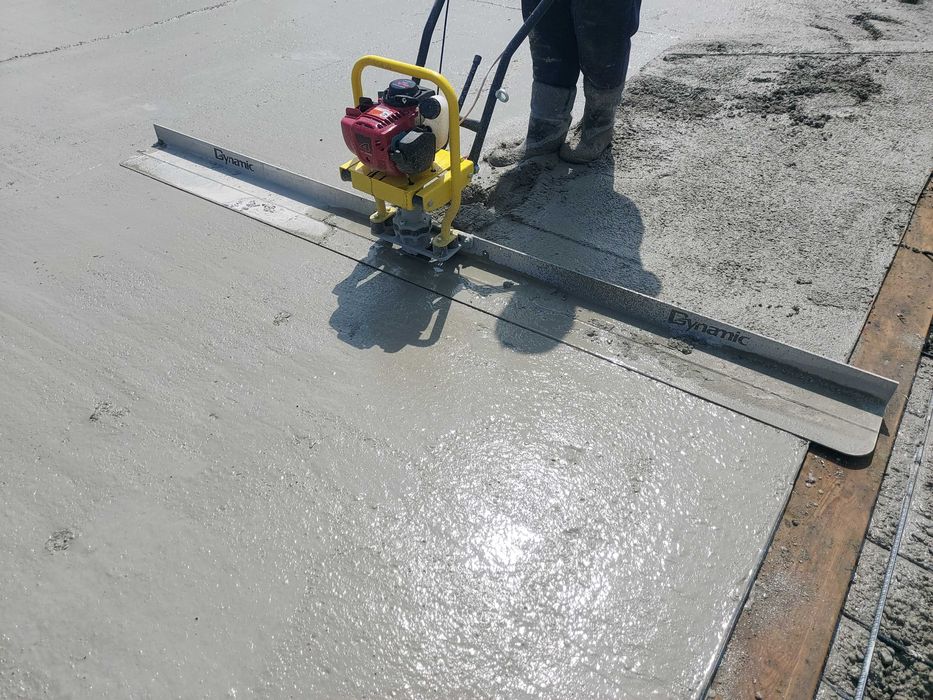 wynajmę listwę wibracyjną do betonu - wypożyczalnia