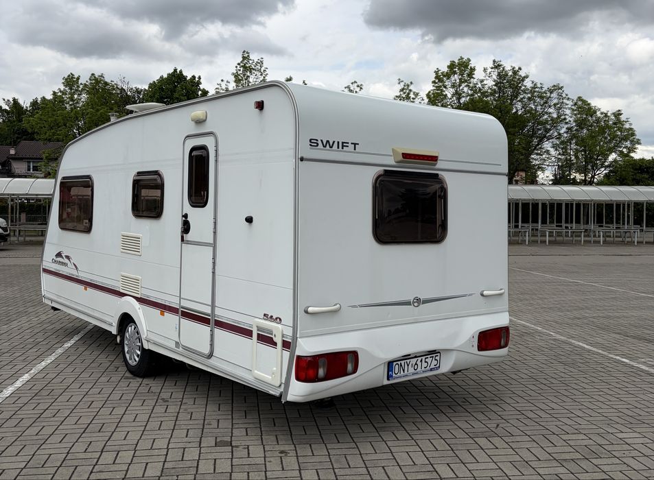 FV 23% VAT • Swift Charisma 560 • 2004 • Mover • Namiot