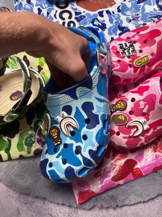 ‼️РОЗПРОДАЖ‼️ Крокси Crocs x BAPE сині зелені рожеві 38-45 Бейп