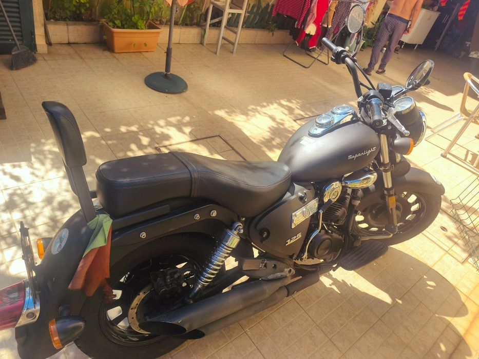 Keeway Superlight 125