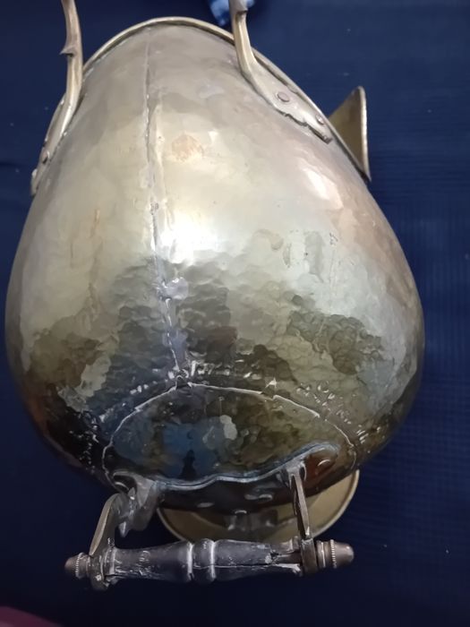 Balde de cinzas em cobre