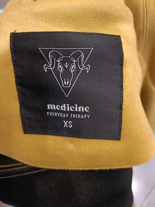 Musztardowa ramoneska Medicine