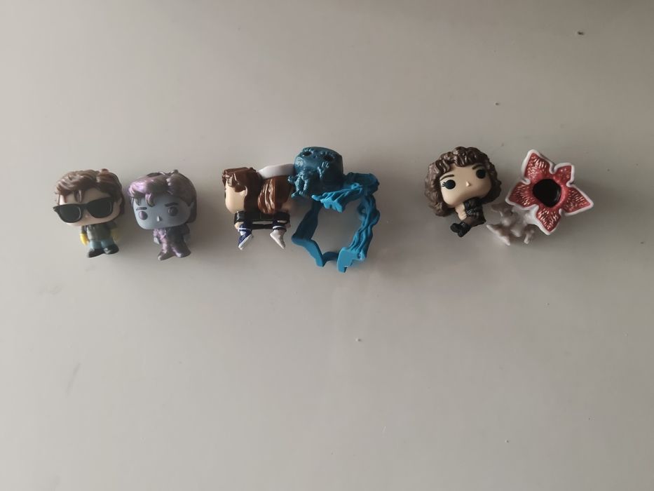 Kinder joy Stranger things