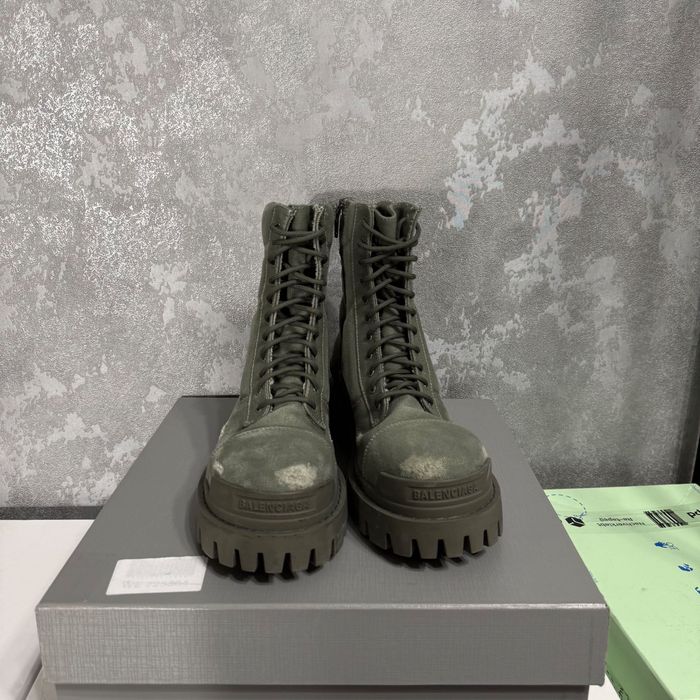 Balenciaga Strike Boots Khaki Green: 33 000 грн. - Кроссовки для