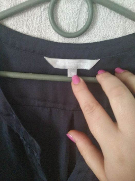 Футболка і блуза