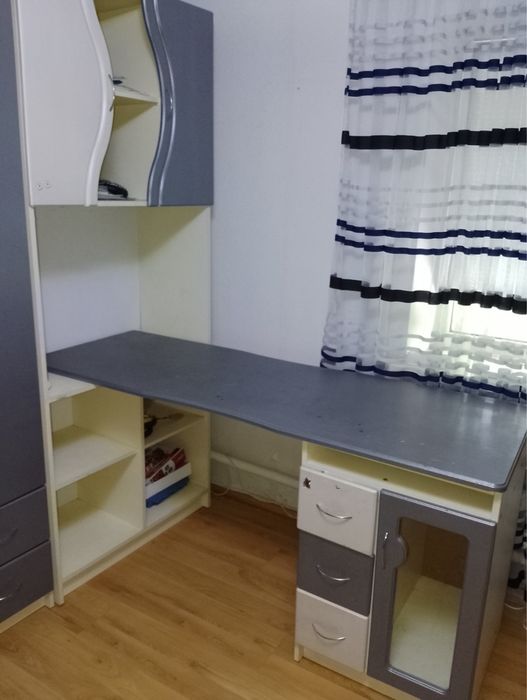 Меблі для хлопчика у кімнату