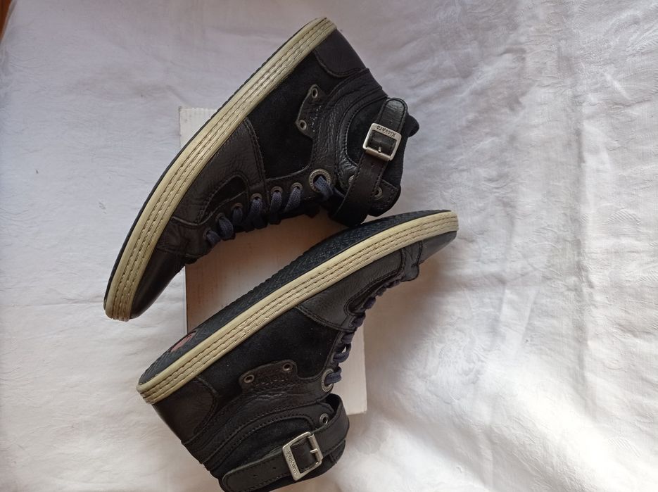 Высокие кеды, кроссовки Kickers кожаные демисезонные размер 41