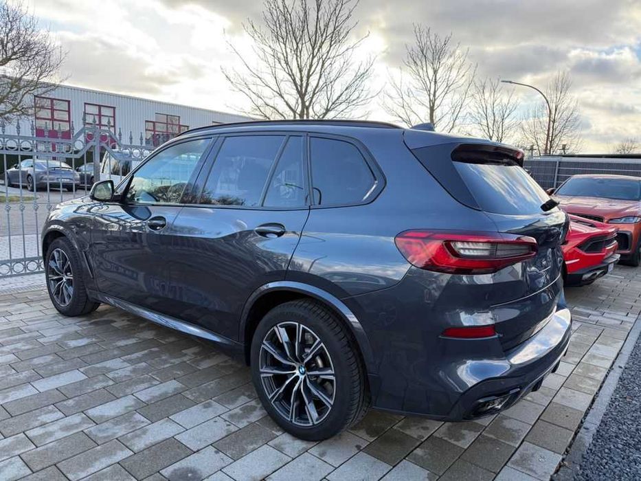 Бампер  BMW X5 G05 розборка запчастини БМВ ікс5 джи05 шрот