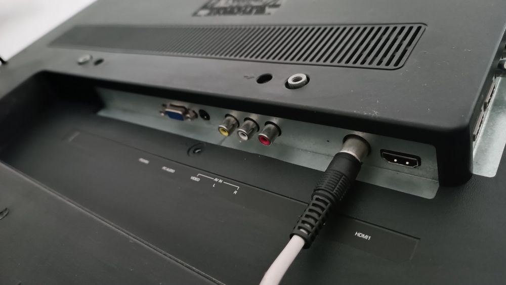 Плазмовий телевізор  39"  в хорошому стані